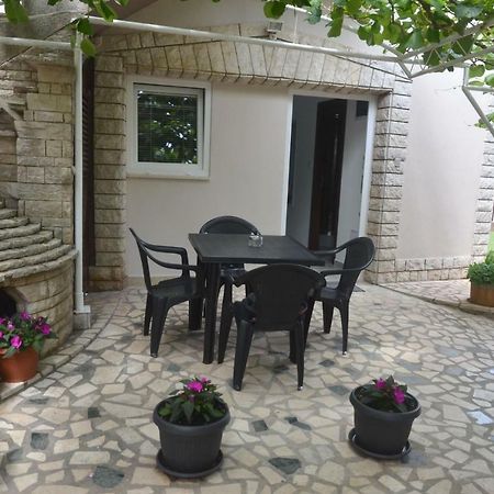 Apartman Mia Pula Buitenkant foto