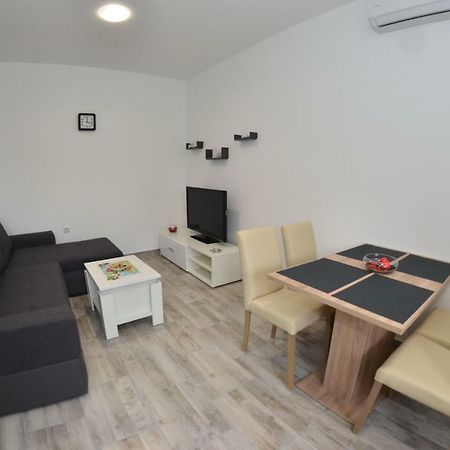 Apartman Mia Pula Buitenkant foto